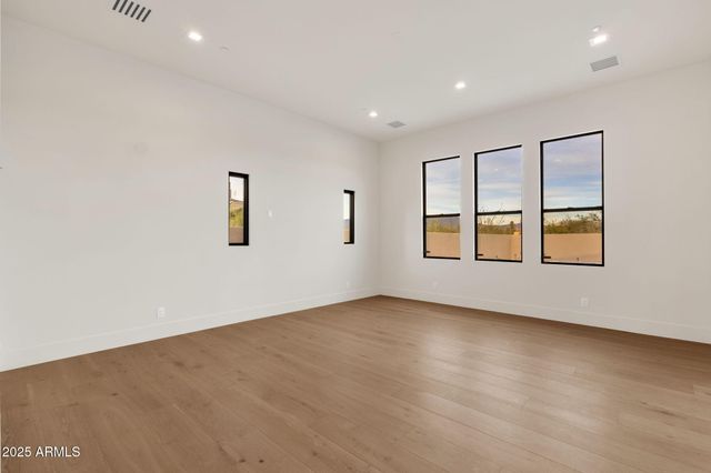 35891 N 87TH Way, Scottsdale, AZ 85266