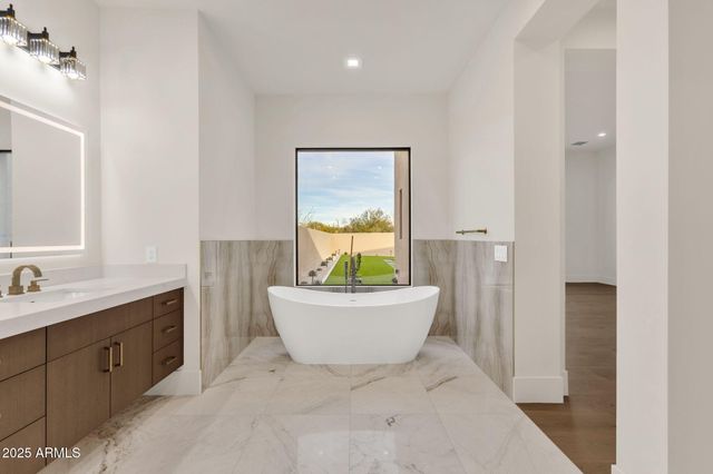 35891 N 87TH Way, Scottsdale, AZ 85266