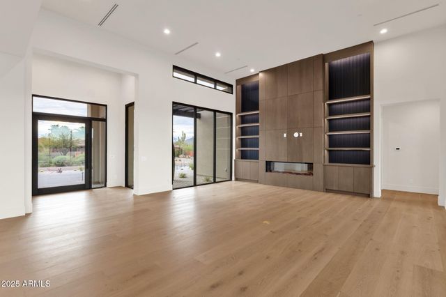 35891 N 87TH Way, Scottsdale, AZ 85266