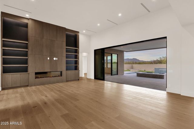 35891 N 87TH Way, Scottsdale, AZ 85266