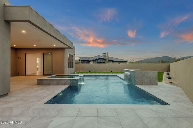 35891 N 87TH Way, Scottsdale, AZ 85266