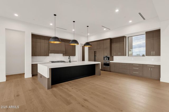 35891 N 87TH Way, Scottsdale, AZ 85266