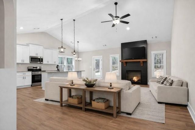 2A Relay Road, Silver Creek, GA 30173