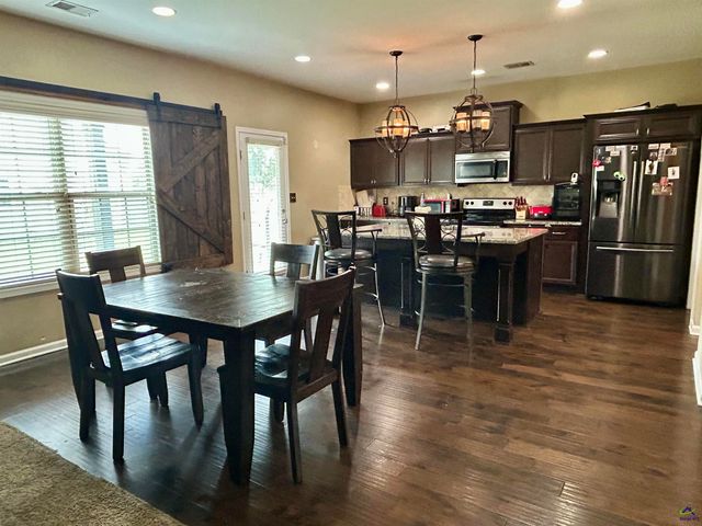 405 Rolling Acres Drive, Kathleen, GA 31047