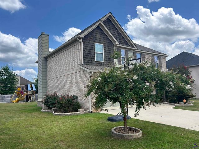 405 Rolling Acres Drive, Kathleen, GA 31047
