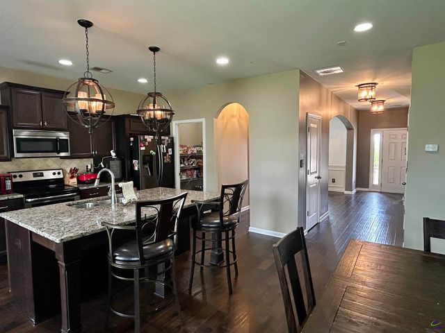 405 Rolling Acres Drive, Kathleen, GA 31047