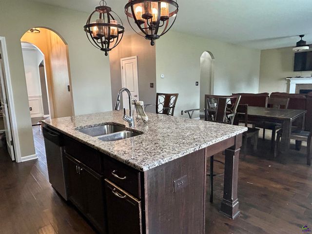405 Rolling Acres Drive, Kathleen, GA 31047