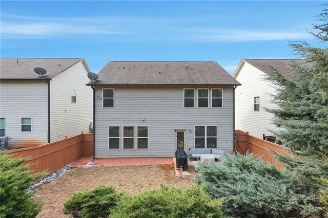 5907 Waterway Place, Flowery Branch, GA 30542