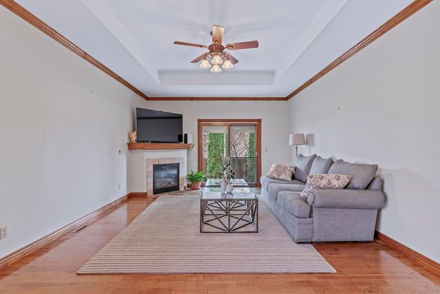 2408 W Deerbrooke Trail, Ozark, MO 65721