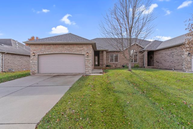 2408 W Deerbrooke Trail, Ozark, MO 65721