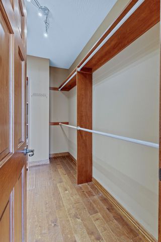 2408 W Deerbrooke Trail, Ozark, MO 65721