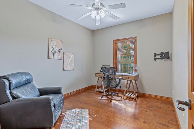 2408 W Deerbrooke Trail, Ozark, MO 65721