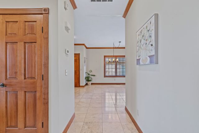 2408 W Deerbrooke Trail, Ozark, MO 65721