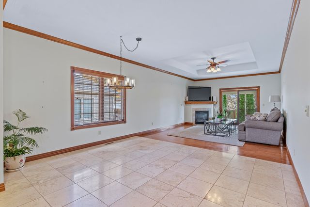 2408 W Deerbrooke Trail, Ozark, MO 65721