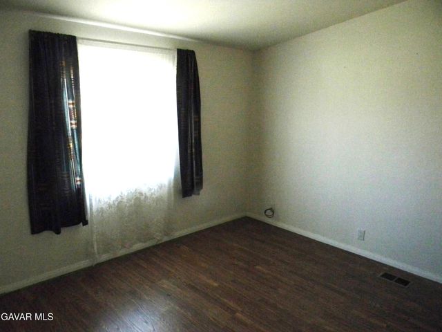 16846 E Avenue T, Llano, CA 93544