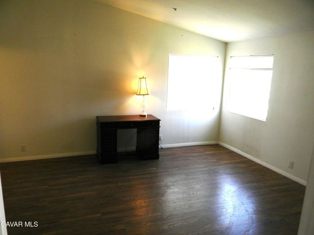 16846 E Avenue T, Llano, CA 93544