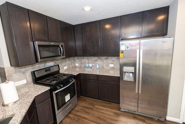 8932 Hollister Commons Lane, Houston, TX 77080