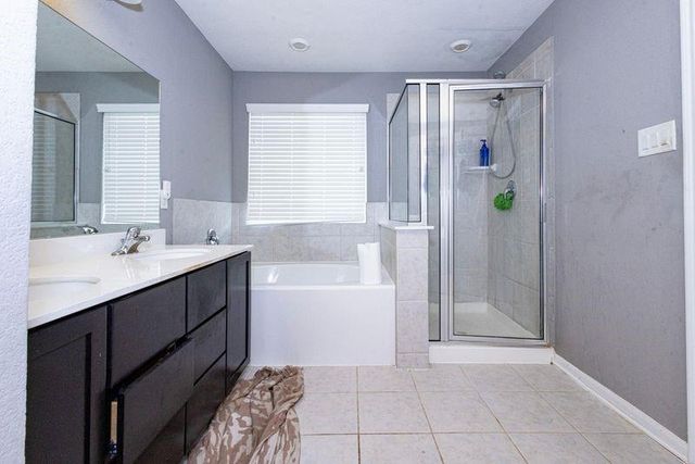 8932 Hollister Commons Lane, Houston, TX 77080