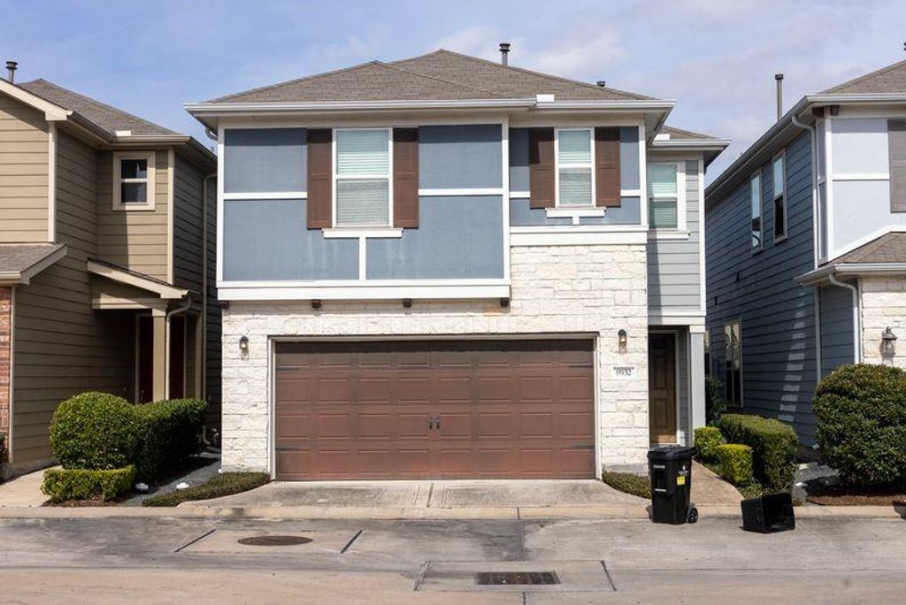 8932 Hollister Commons Lane, Houston, TX 77080