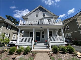 224 Rochambeau Avenue 1, Providence, RI 02906