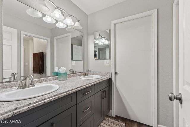 2253 E JAEGER Street, Mesa, AZ 85213