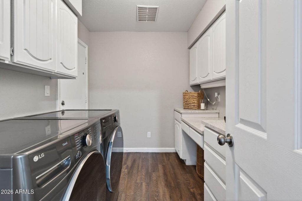 Image 30 of property listing at 2253 E JAEGER Street, Mesa, AZ 85213