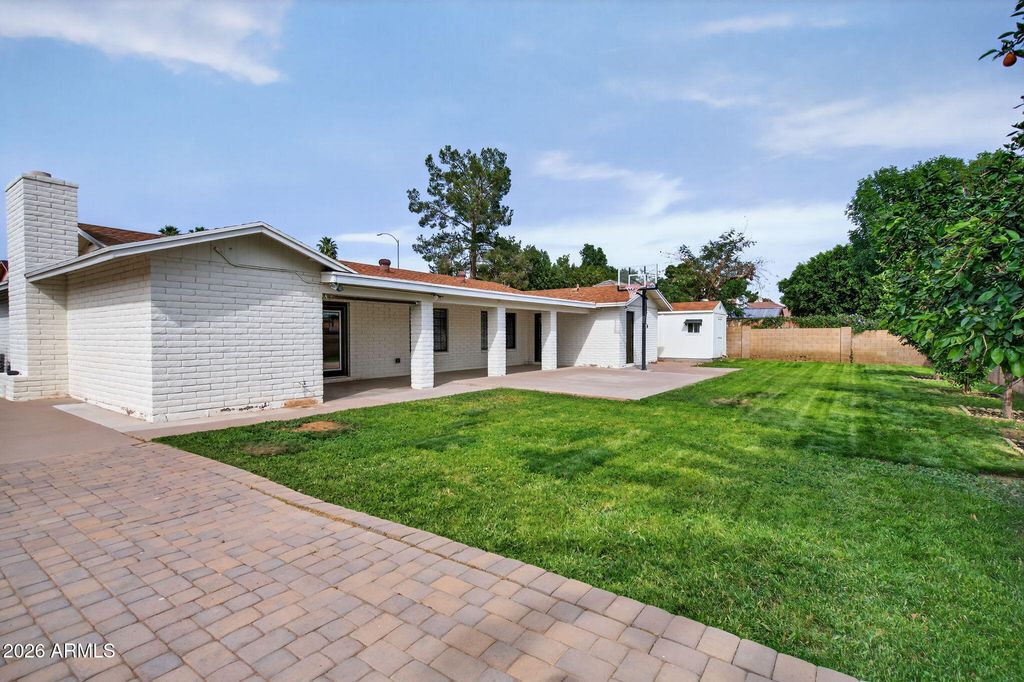 Image 4 of property listing at 2253 E JAEGER Street, Mesa, AZ 85213