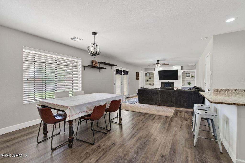 Image 6 of property listing at 2253 E JAEGER Street, Mesa, AZ 85213