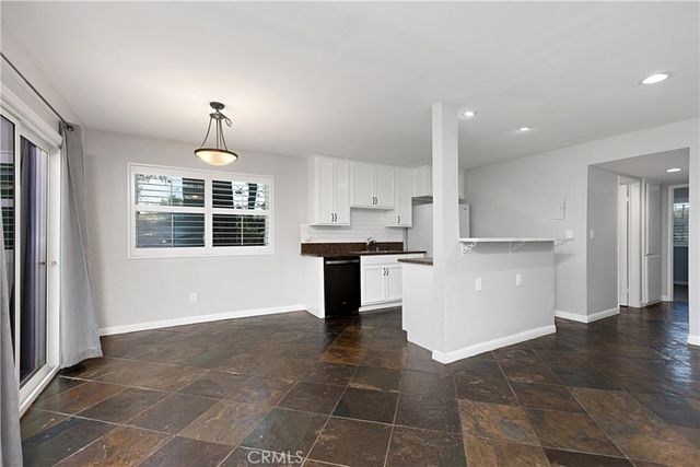 17572 Vandenberg Lane 01, Tustin, CA 92780