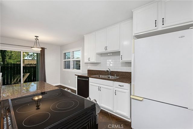 17572 Vandenberg Lane 01, Tustin, CA 92780