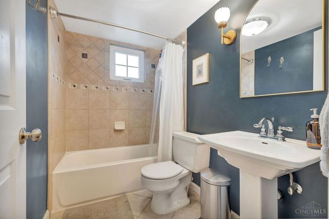 7800 Spirea Drive, Sycamore Twp, OH 45236