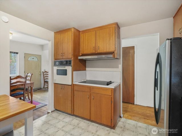 23330 38th Place W, Brier, WA 98036