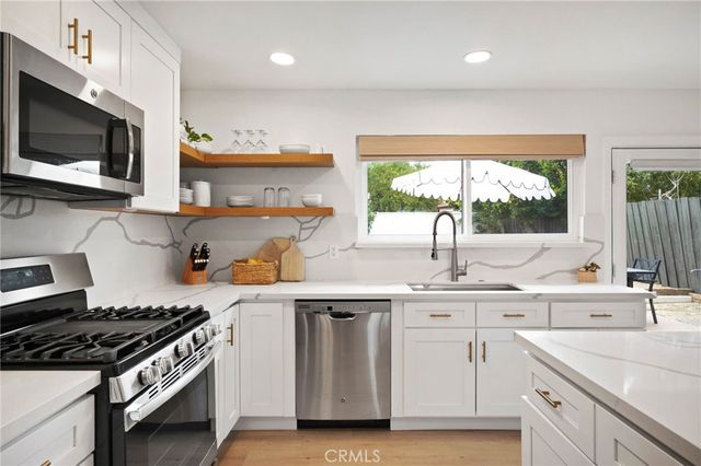 43381 Virginia, Palm Desert, CA 92211