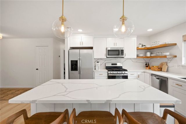 43381 Virginia, Palm Desert, CA 92211