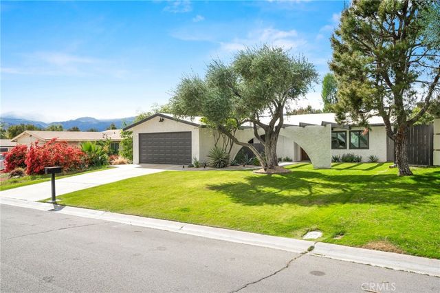43381 Virginia, Palm Desert, CA 92211