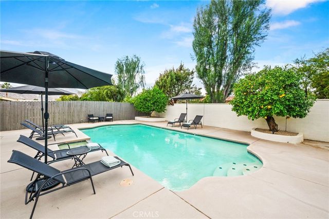 43381 Virginia, Palm Desert, CA 92211