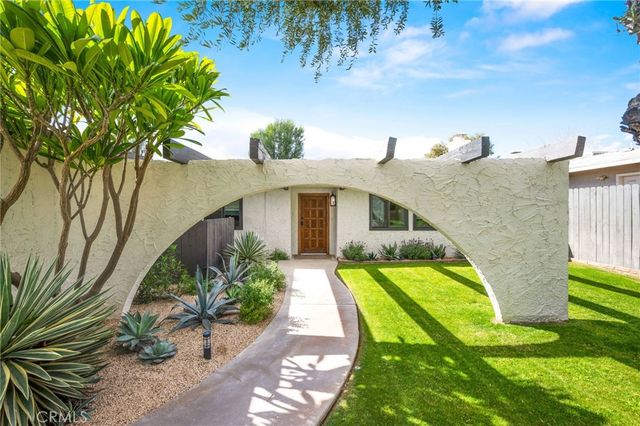 43381 Virginia, Palm Desert, CA 92211