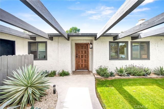 43381 Virginia, Palm Desert, CA 92211