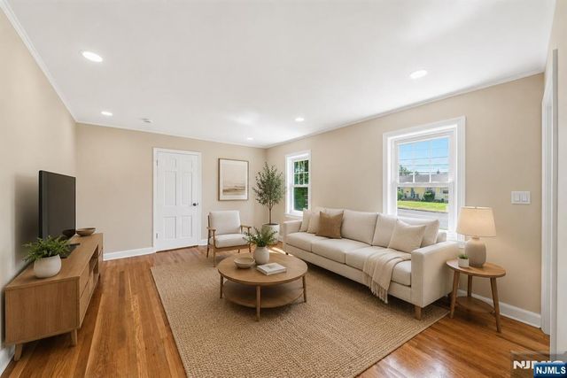 573 Conant Street, Hillside, NJ 07205