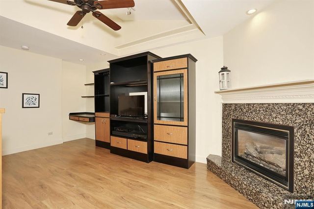 618 Fermery Drive, New Milford, NJ 07646