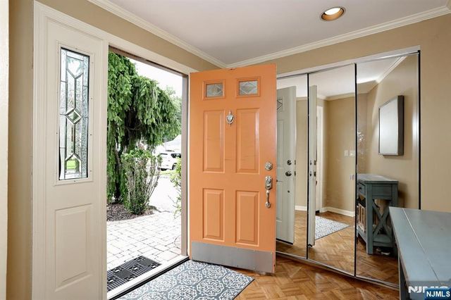 618 Fermery Drive, New Milford, NJ 07646