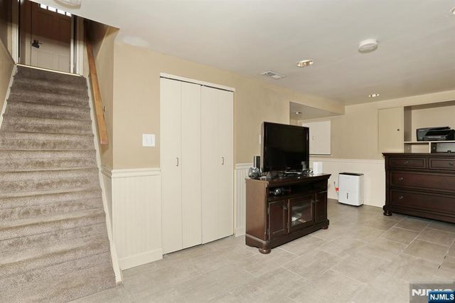 618 Fermery Drive, New Milford, NJ 07646