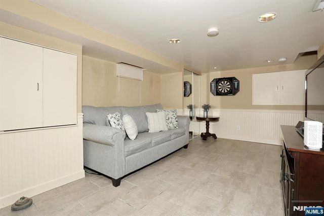 618 Fermery Drive, New Milford, NJ 07646