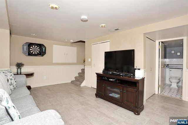 618 Fermery Drive, New Milford, NJ 07646