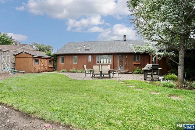 618 Fermery Drive, New Milford, NJ 07646