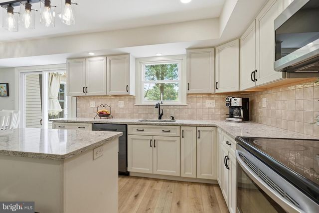 9 RUHL DR, Perkasie, PA 18944
