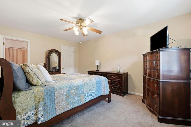 9 RUHL DR, Perkasie, PA 18944
