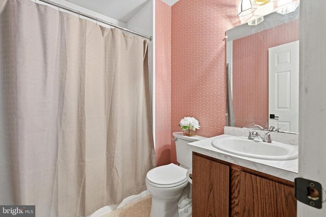 9 RUHL DR, Perkasie, PA 18944