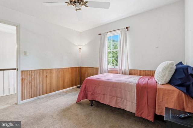 9 RUHL DR, Perkasie, PA 18944