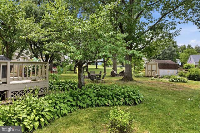 9 RUHL DR, Perkasie, PA 18944